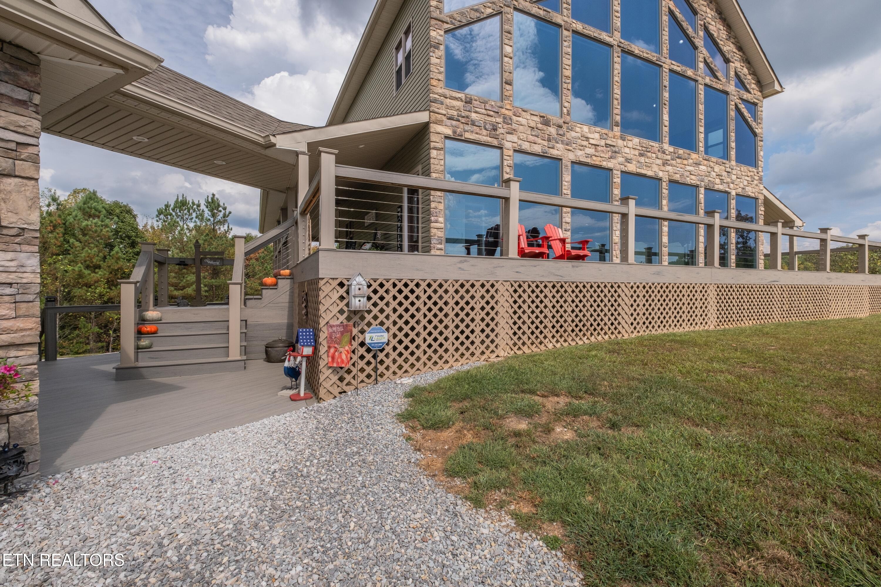 4700 Honey Creek Loop Rd