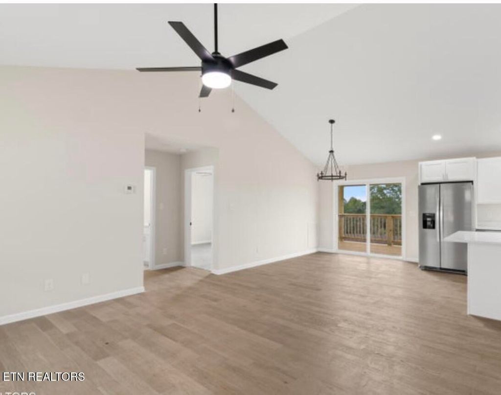 Photo of 111 Smoky View Lane, Madisonville, TN 37354 (MLS # 1336441)