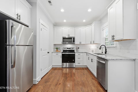 Tiny photo for 1020 Fernway Rd, Chattanooga, TN 37405 (MLS # 1356094)