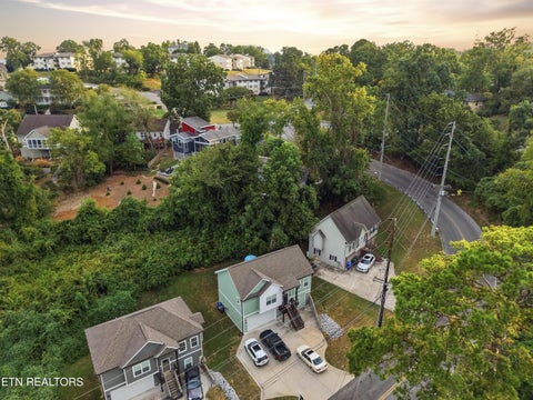 Tiny photo for 1020 Fernway Rd, Chattanooga, TN 37405 (MLS # 1356094)