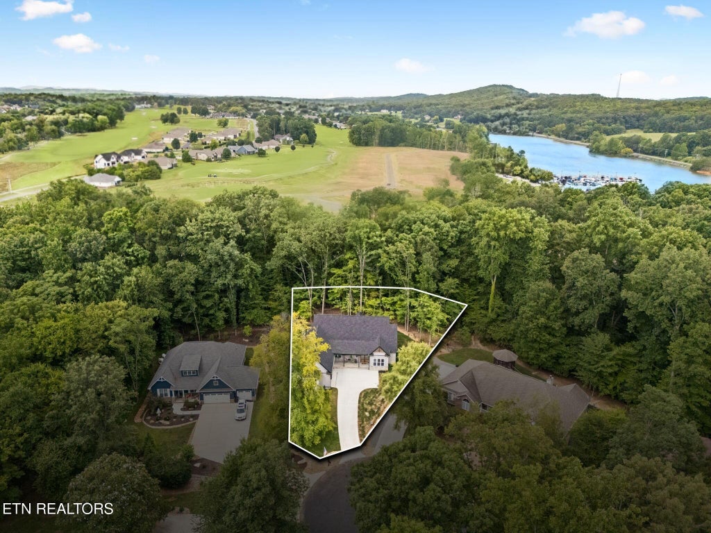 Photo of 438 Goweli Tr, Vonore, TN 37885 (MLS # 1344608)