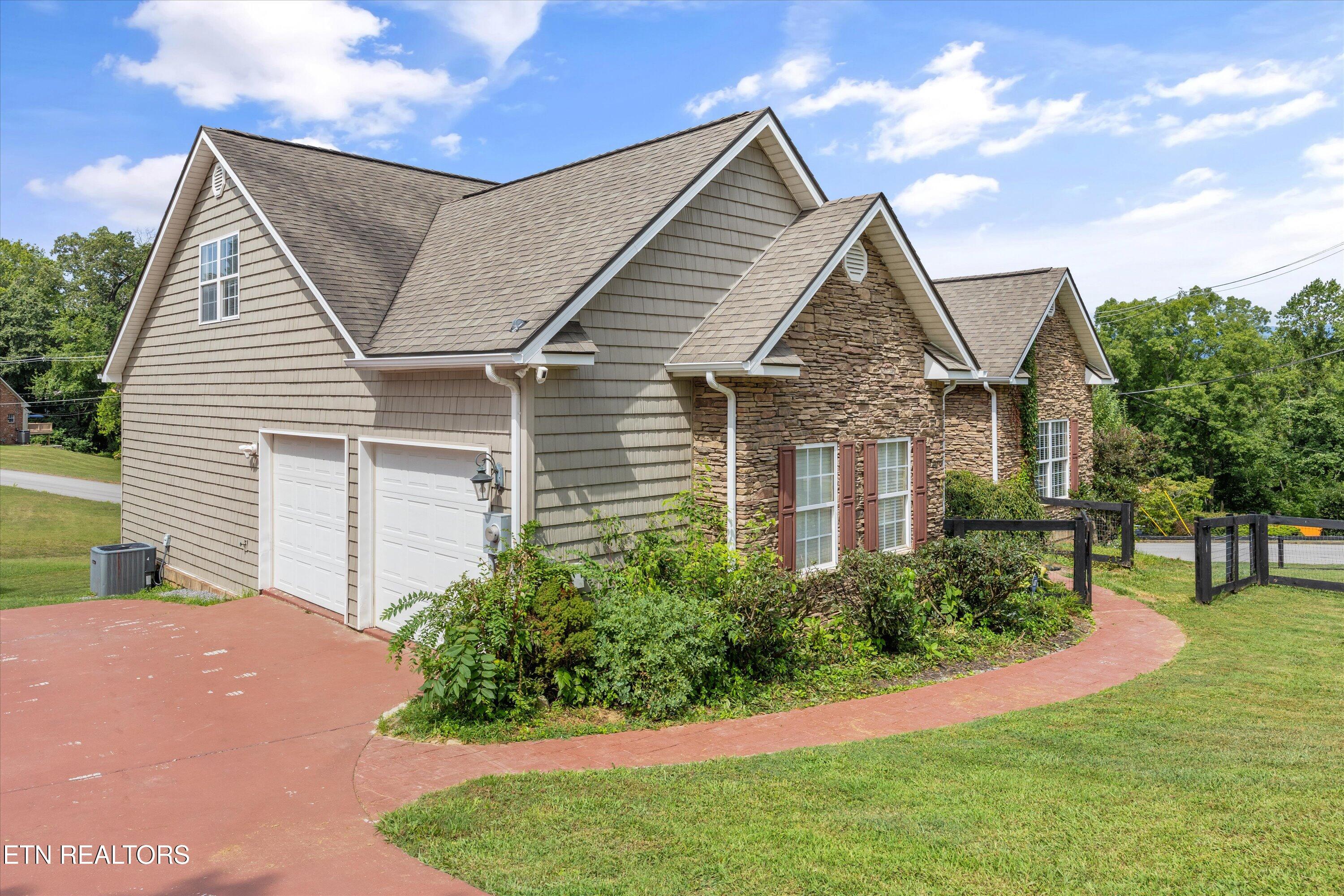 312 Westwood Drive