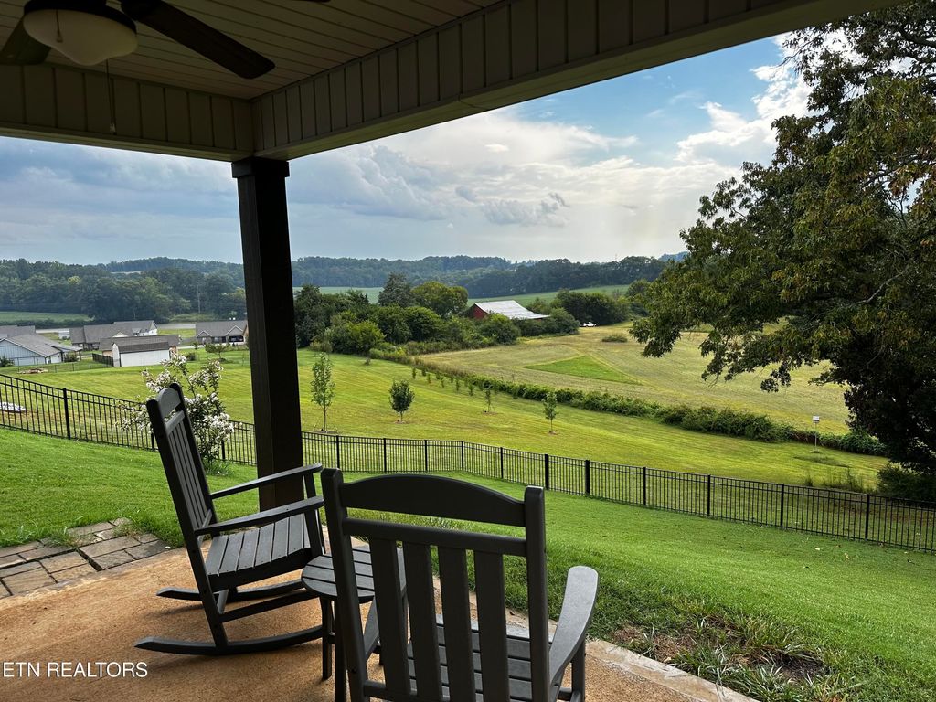 Photo of 215 Montgomery Farms Drive, Friendsville, TN 37737 (MLS # 1239522)