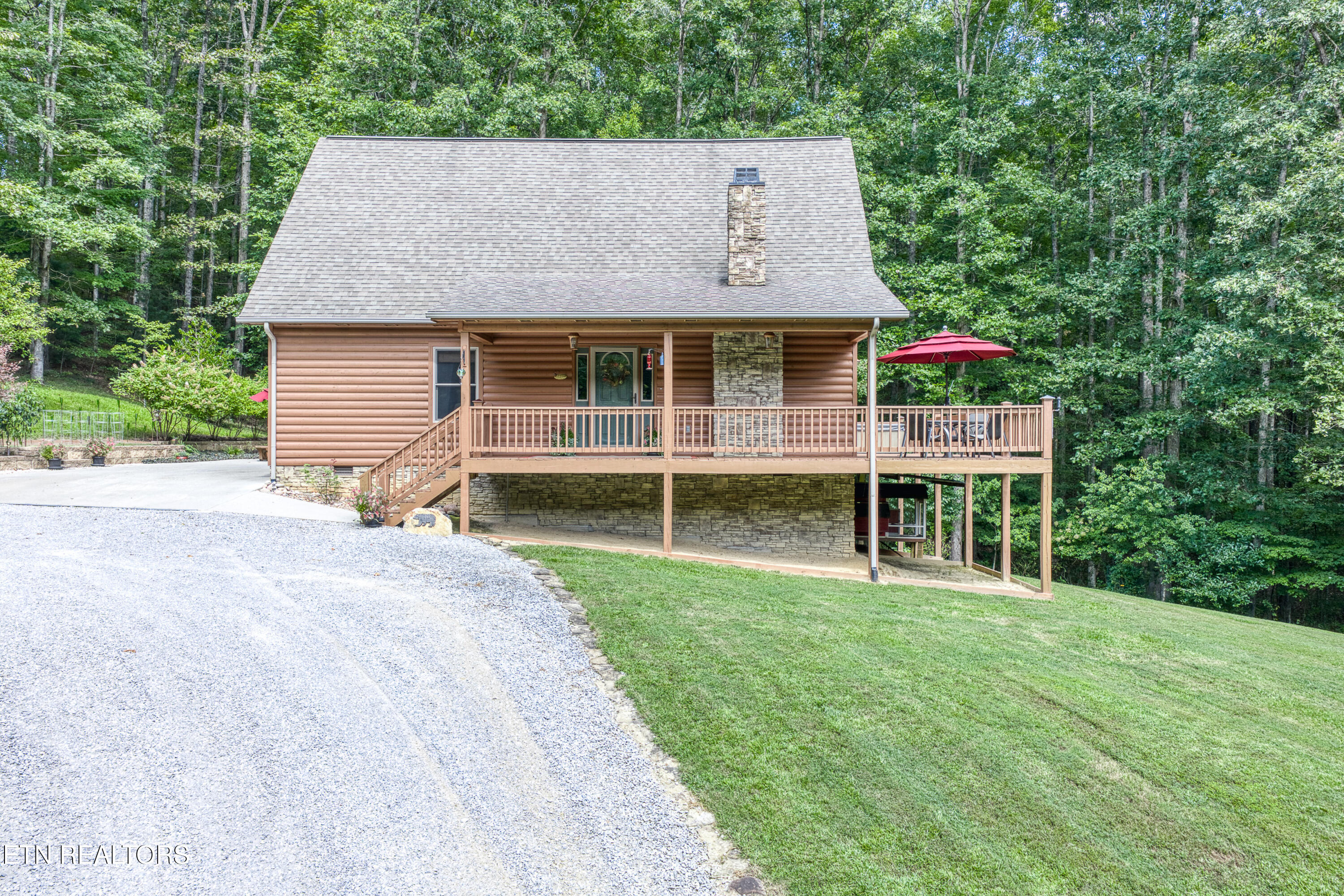 365 Hidden Hills Rd