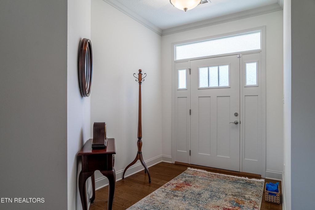 Photo of 104 Black Oak Drive, Oak Ridge, TN 37830 (MLS # 1339845)