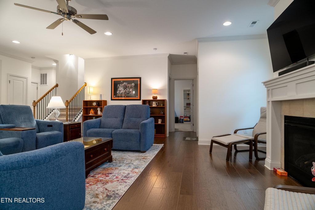 Photo of 104 Black Oak Drive, Oak Ridge, TN 37830 (MLS # 1339845)