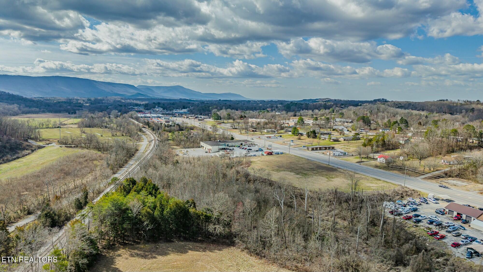 1229 N Highway 411