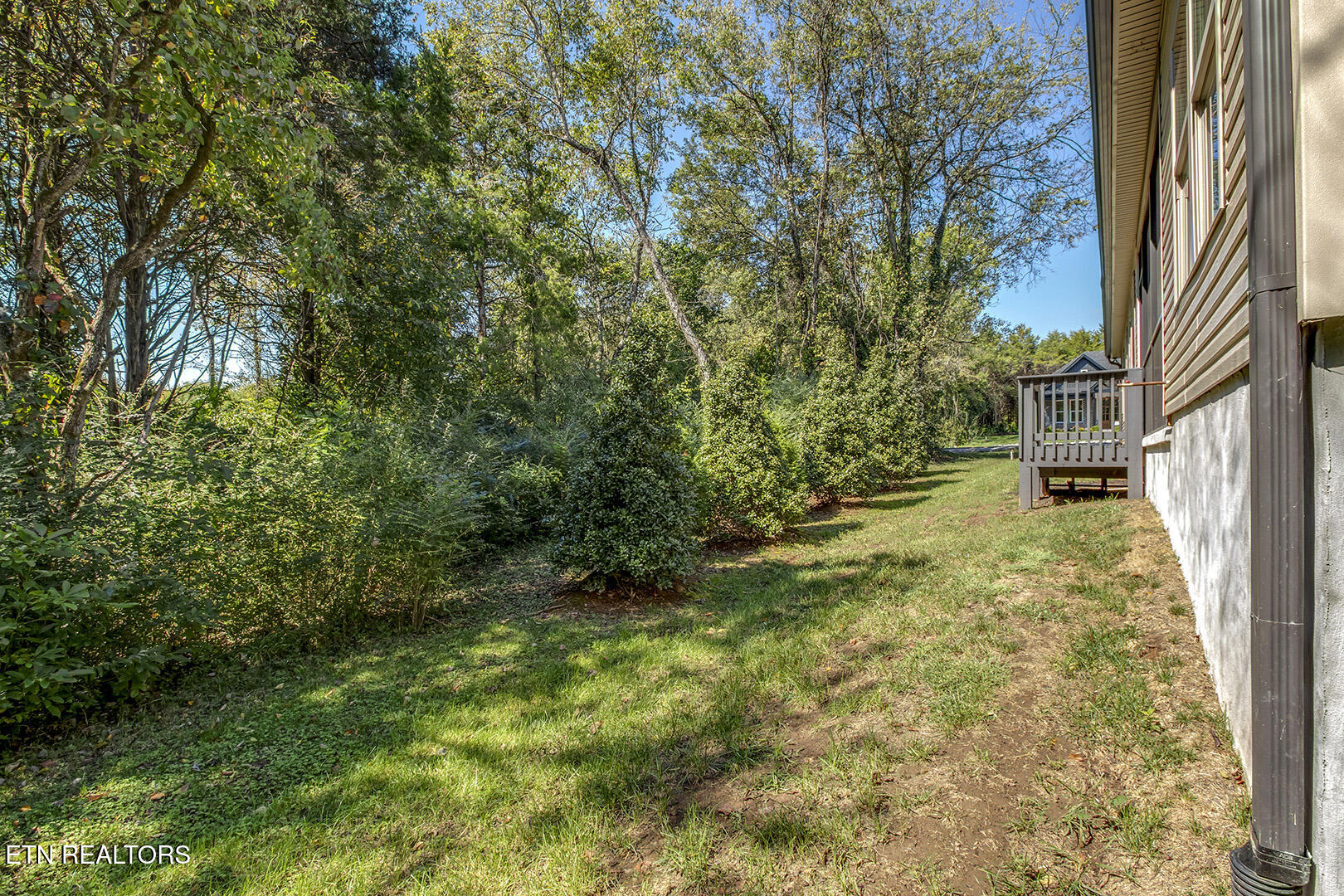 Loudon, Tennessee 37774, United States, 3 Bedrooms Bedrooms, ,3 BathroomsBathrooms,Residential,Pending,212460