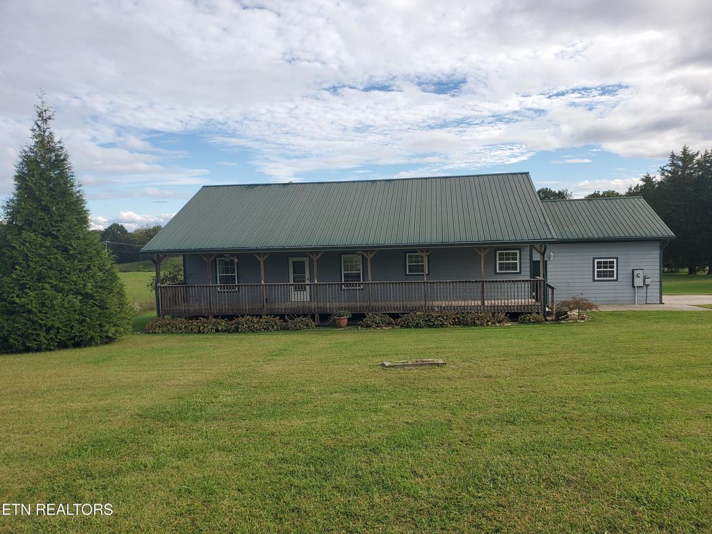 Photo of 9352 Davis Drive, Corryton, TN 37721 (MLS # 1318573)