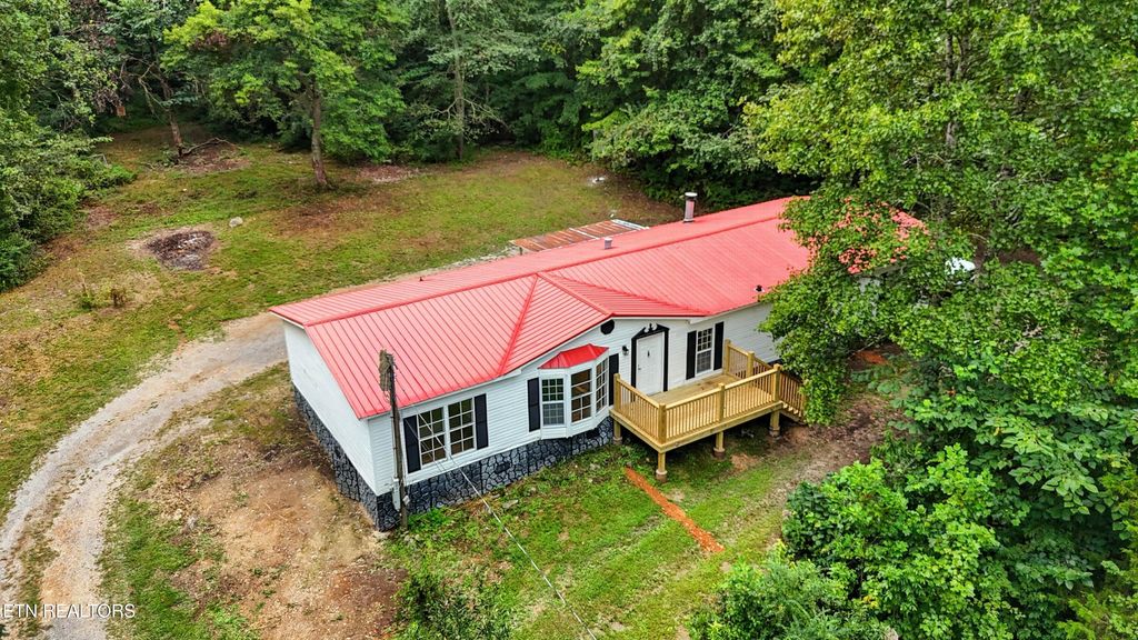 Photo of 9848 Heiskell Rd, Heiskell, TN 37754 (MLS # 1313765)