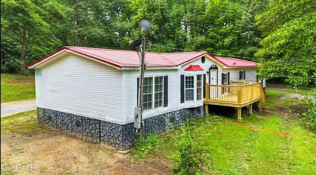 Photo of 9848 Heiskell Rd, Heiskell, TN 37754 (MLS # 1313765)