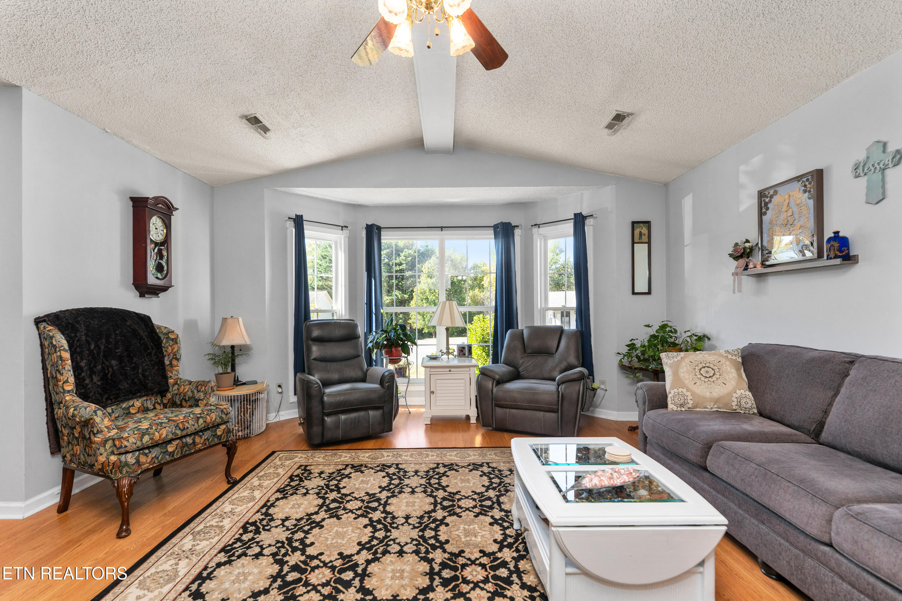 3206 Bloomfield Circle