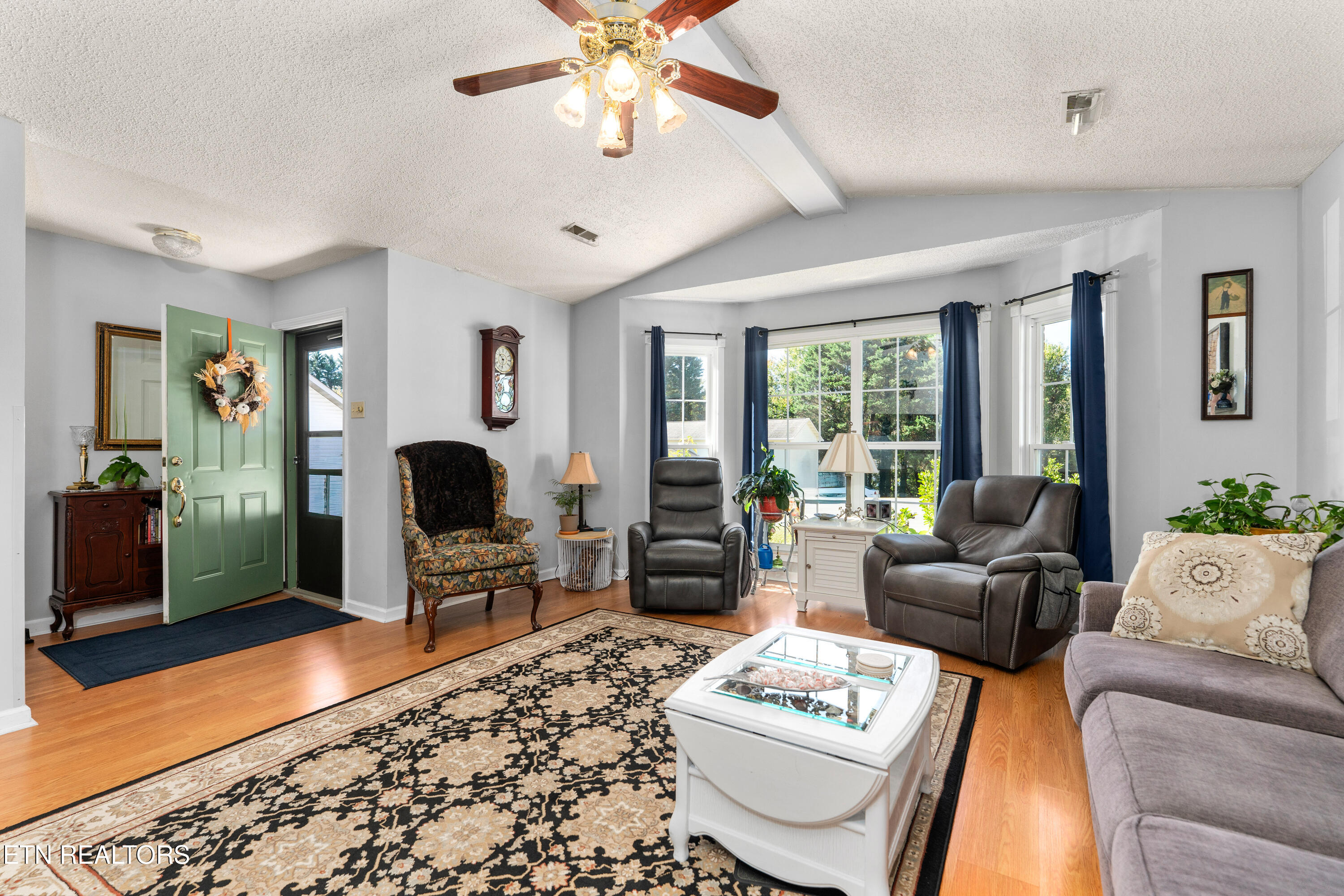 3206 Bloomfield Circle