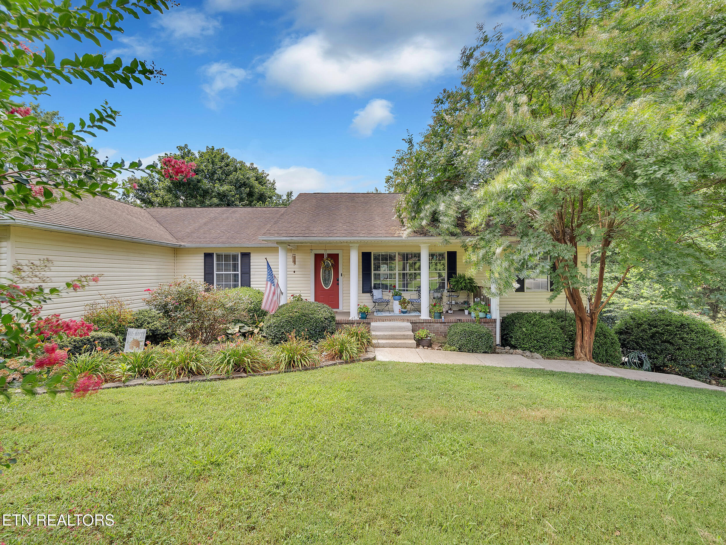 2822 Rambling Rd