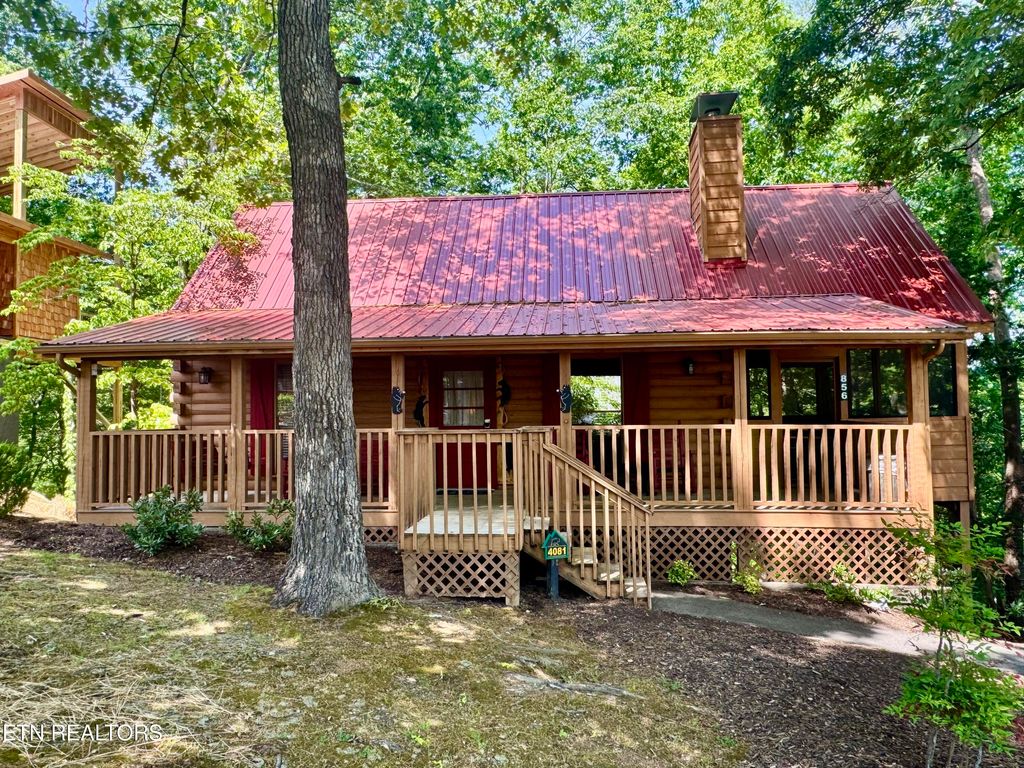 Photo of 856 Bear Run Way #4081, Sevierville, TN 37862 (MLS # 1340033)