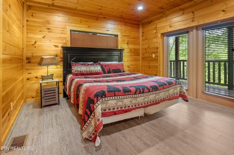 Tiny photo for 213 Dogwood Point Way, Gatlinburg, TN 37738 (MLS # 1342533)