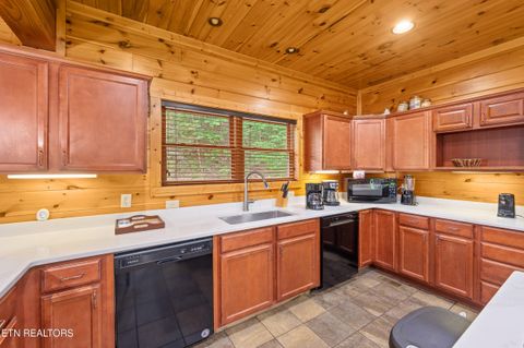 Tiny photo for 213 Dogwood Point Way, Gatlinburg, TN 37738 (MLS # 1342533)