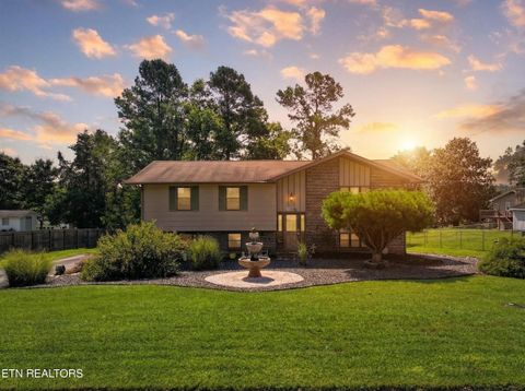 Photo of 2903 Cedar Circle, Lenoir City, TN 37772 (MLS # 1324364)