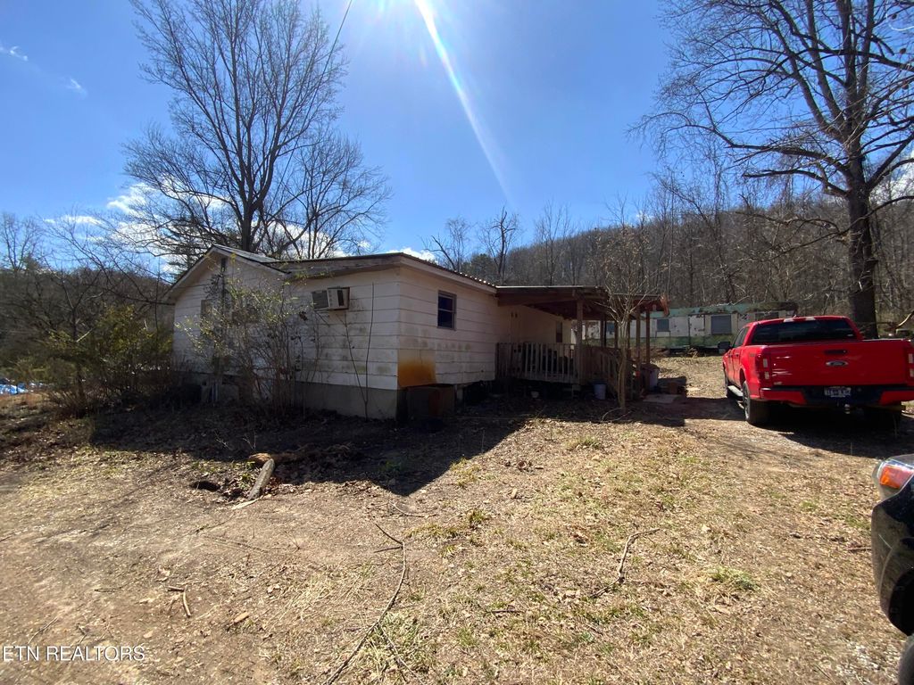 Photo of 131 Abbie Lane, Clinton, TN 37716 (MLS # 1292844)