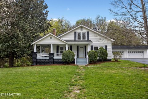 Single Family Residence in Strawberry Plains TN 9720 Asheville Hwy.jpg