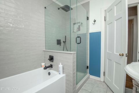 Tiny photo for 2421 N Park Blvd, Knoxville, TN 37917 (MLS # 1339908)