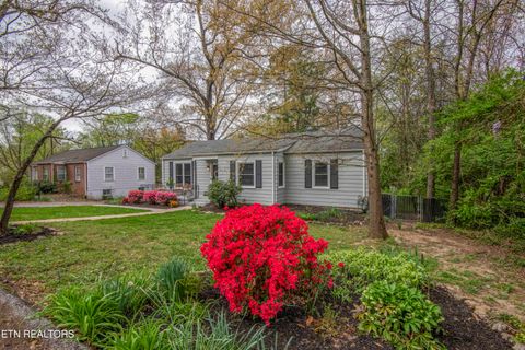 Tiny photo for 2421 N Park Blvd, Knoxville, TN 37917 (MLS # 1339908)