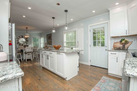 Tiny photo for 2421 N Park Blvd, Knoxville, TN 37917 (MLS # 1339908)