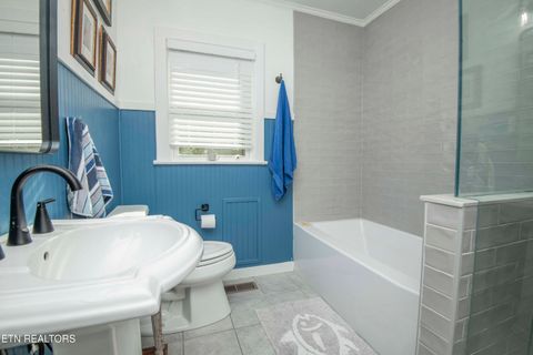Tiny photo for 2421 N Park Blvd, Knoxville, TN 37917 (MLS # 1339908)