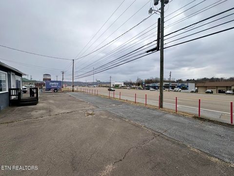 Photo of 1400 E Stone Drive, Kingsport, TN 37660 (MLS # 1342953)