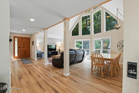 Tiny photo for 824 Deerfield Way, LaFollette, TN 37766 (MLS # 1336134)