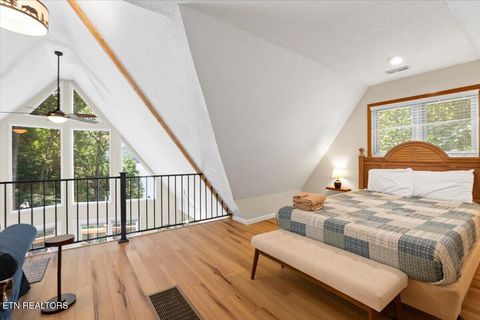 Tiny photo for 824 Deerfield Way, LaFollette, TN 37766 (MLS # 1336134)