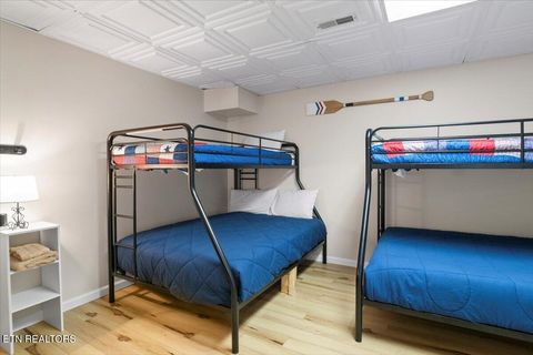 Tiny photo for 824 Deerfield Way, LaFollette, TN 37766 (MLS # 1336134)