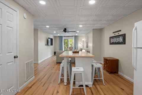 Tiny photo for 824 Deerfield Way, LaFollette, TN 37766 (MLS # 1336134)