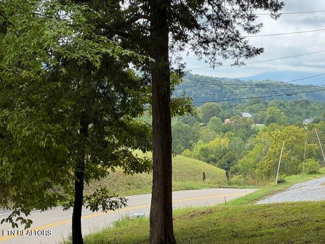 Photo of 935 Flat Creek Rd, Sevierville, TN 37876 (MLS # 1360507)
