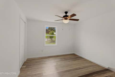 Tiny photo for 477 Marlow Circle, Clinton, TN 37716 (MLS # 1348284)