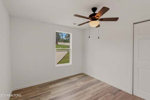 Tiny photo for 477 Marlow Circle, Clinton, TN 37716 (MLS # 1348284)