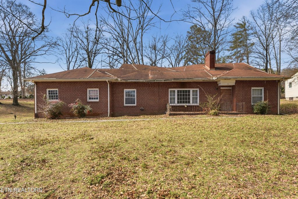 Photo of 301 Grata Rd, Knoxville, TN 37914 (MLS # 1329952)