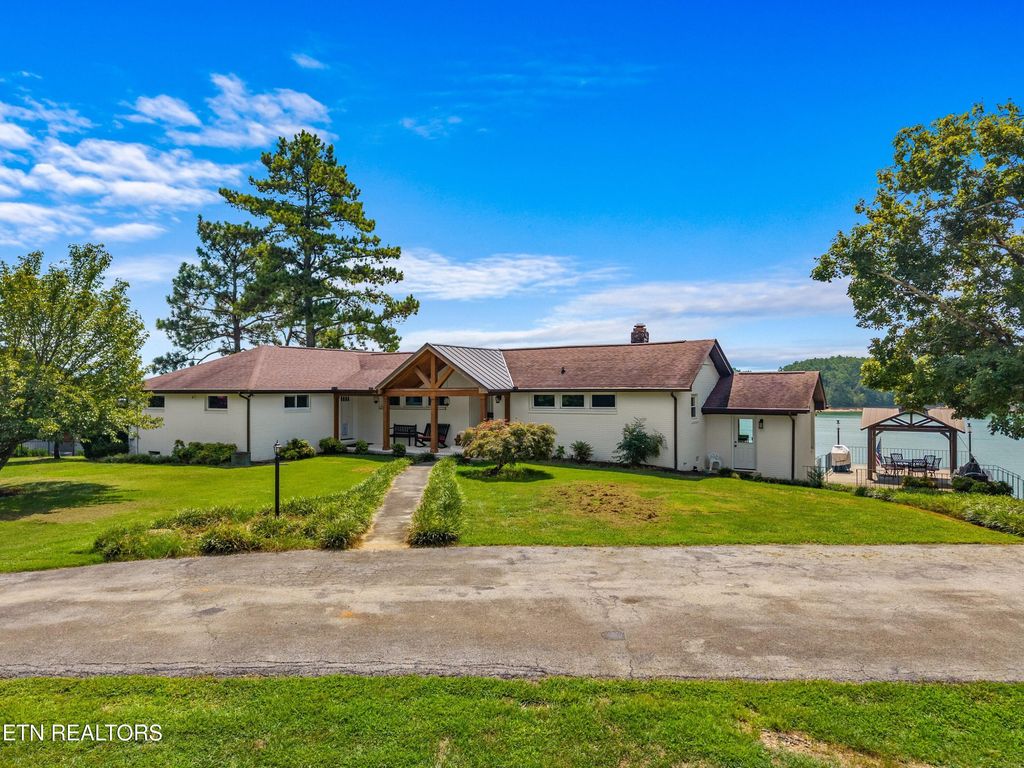 Photo of 1331 Highway 139, Dandridge, TN 37725 (MLS # 1313043)