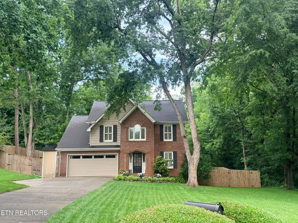 Photo of 702 Knights Bridge Rd, Maryville, TN 37803 (MLS # 1344775)