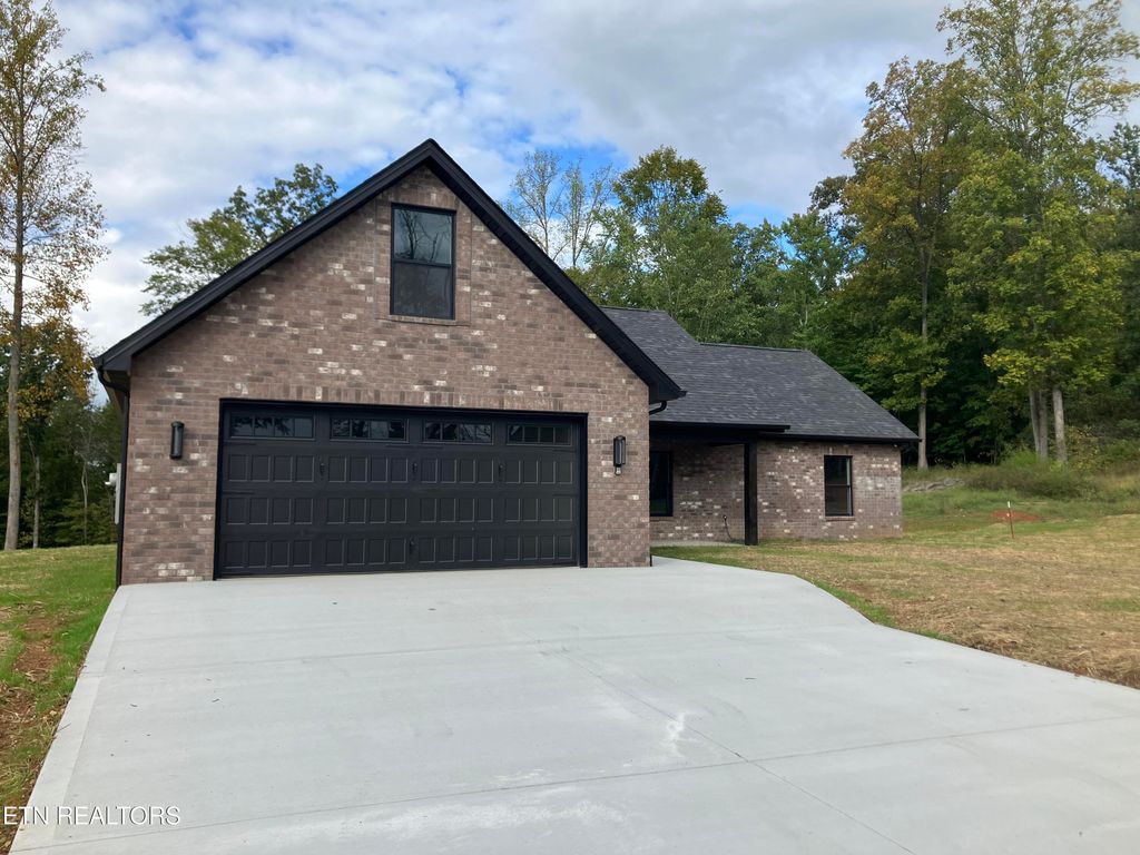 Photo of 130 Hidden Timber Drive, Maynardville, TN 37807 (MLS # 1283843)