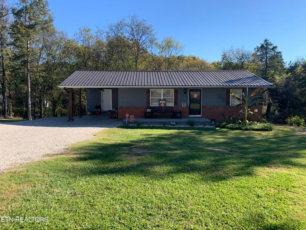 Photo of 10522 Thorn Grove Pike, Strawberry Plains, TN 37871 (MLS # 1280129)