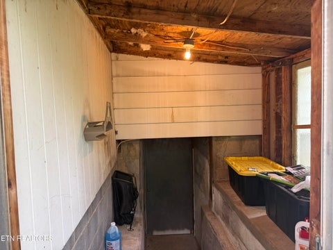 Tiny photo for 102 Victoria Rd, Oak Ridge, TN 37830 (MLS # 1354795)
