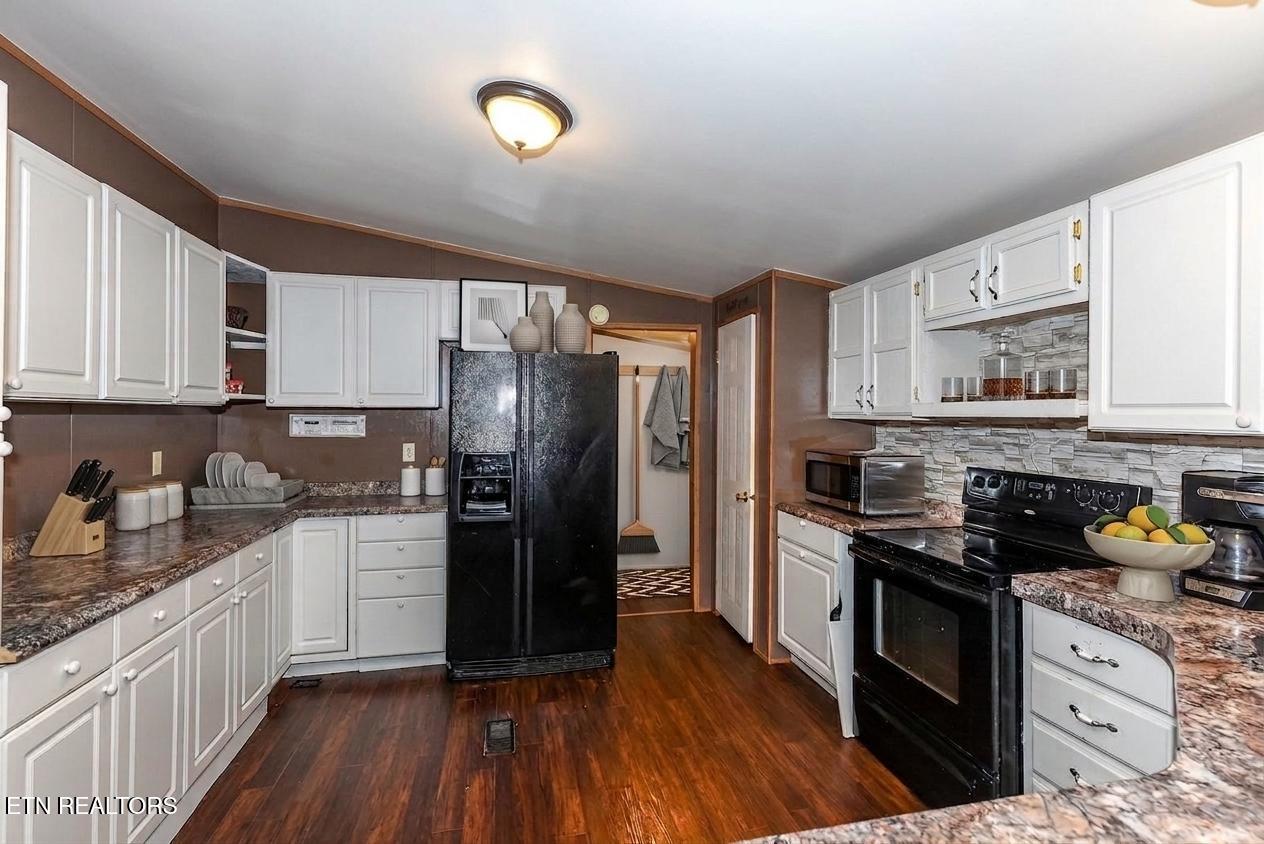 1248 Mountain View Circle