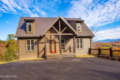 Photo of 1740 Angela Starr Drive, Sevierville, TN 37876 (MLS # 1352974)