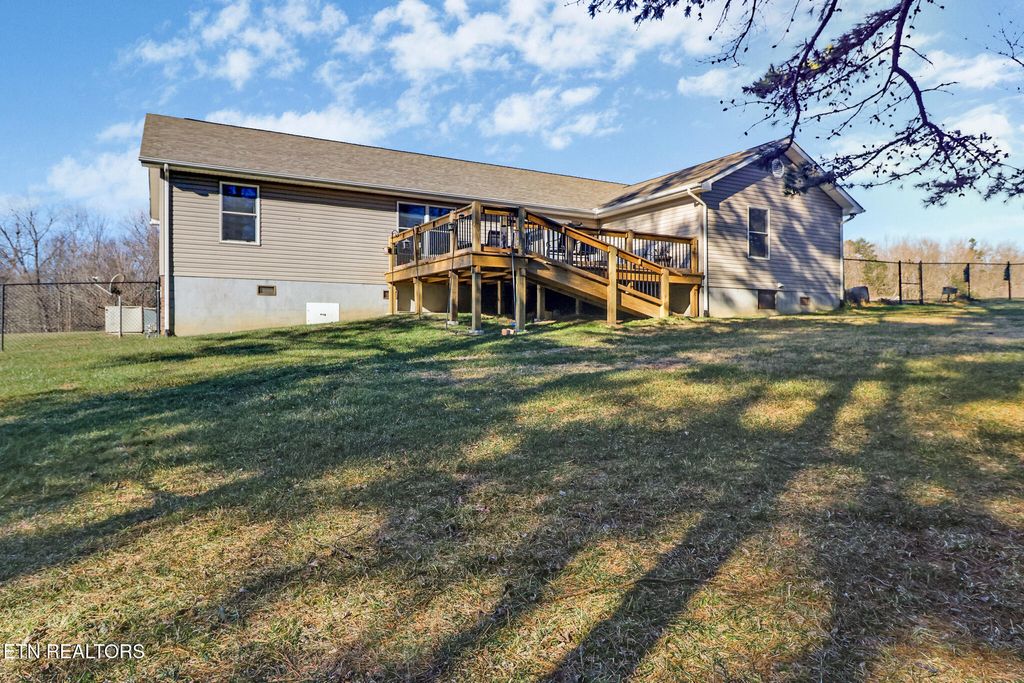 Photo of 93 Tower Way, Allardt, TN 38504 (MLS # 1324466)