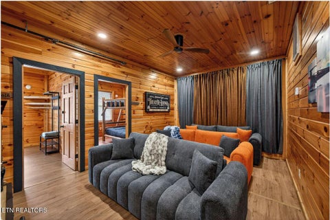 Tiny photo for 734 Heiden Drive, Gatlinburg, TN 37738 (MLS # 1355629)