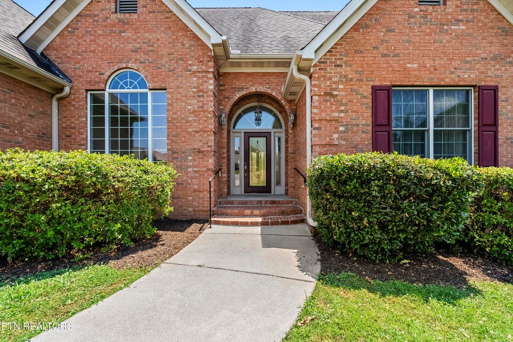 Photo of 310 Meredith Court, Maryville, TN 37803 (MLS # 1325977)