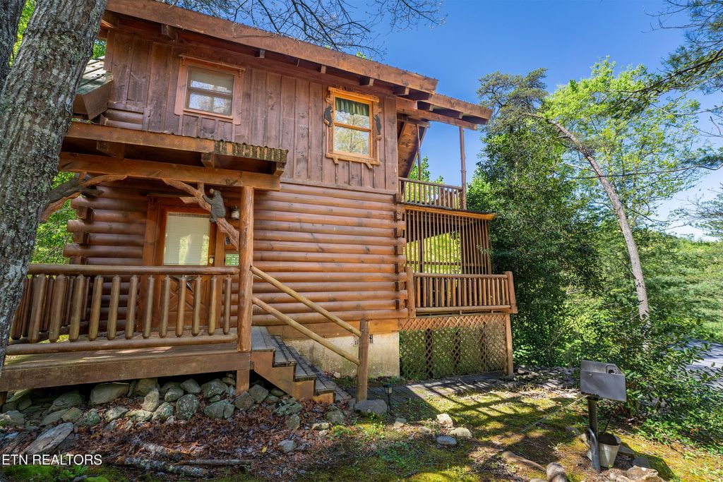 Photo of 3040 Brothers Way, Pigeon Forge, TN 37862 (MLS # 1330343)