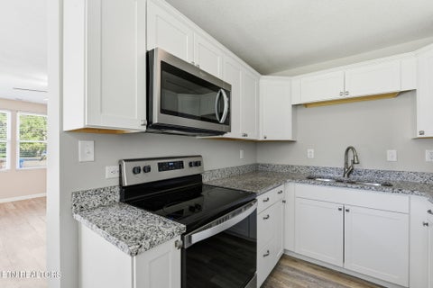 Tiny photo for 197 Manhattan Ave, Oak Ridge, TN 37830 (MLS # 1353145)