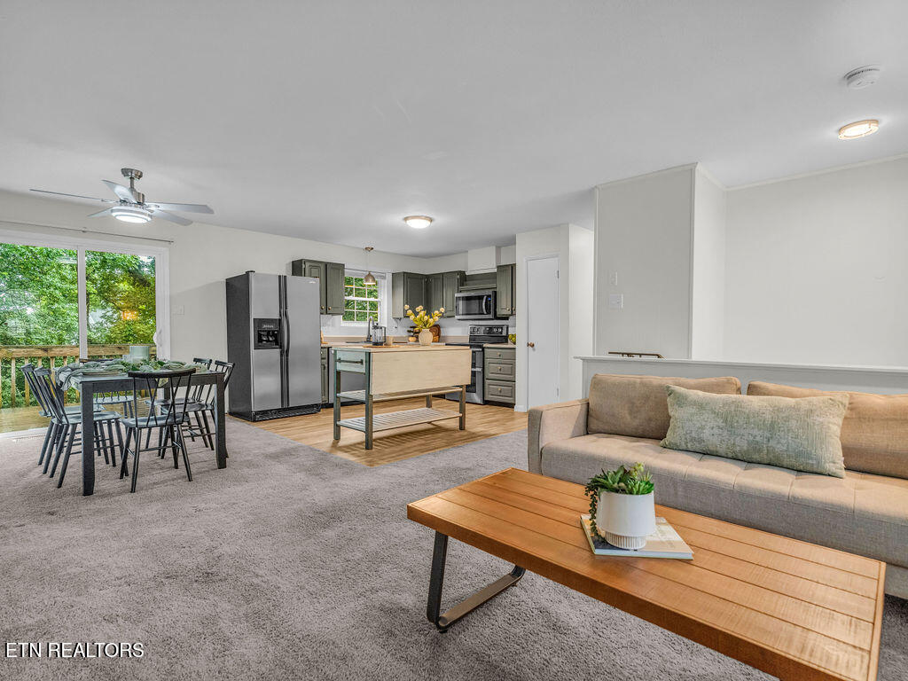 1330 Scotsbury Circle